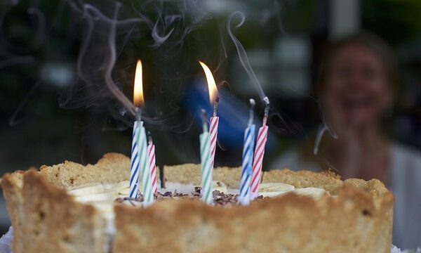 How Do Magic Birthday Candles Work?